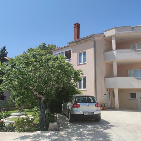 Apartments Dijana Krk Town Εξωτερικό φωτογραφία