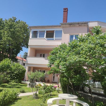 Apartments Dijana Krk Town Εξωτερικό φωτογραφία