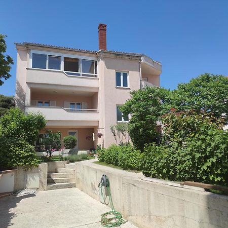Apartments Dijana Krk Town Εξωτερικό φωτογραφία
