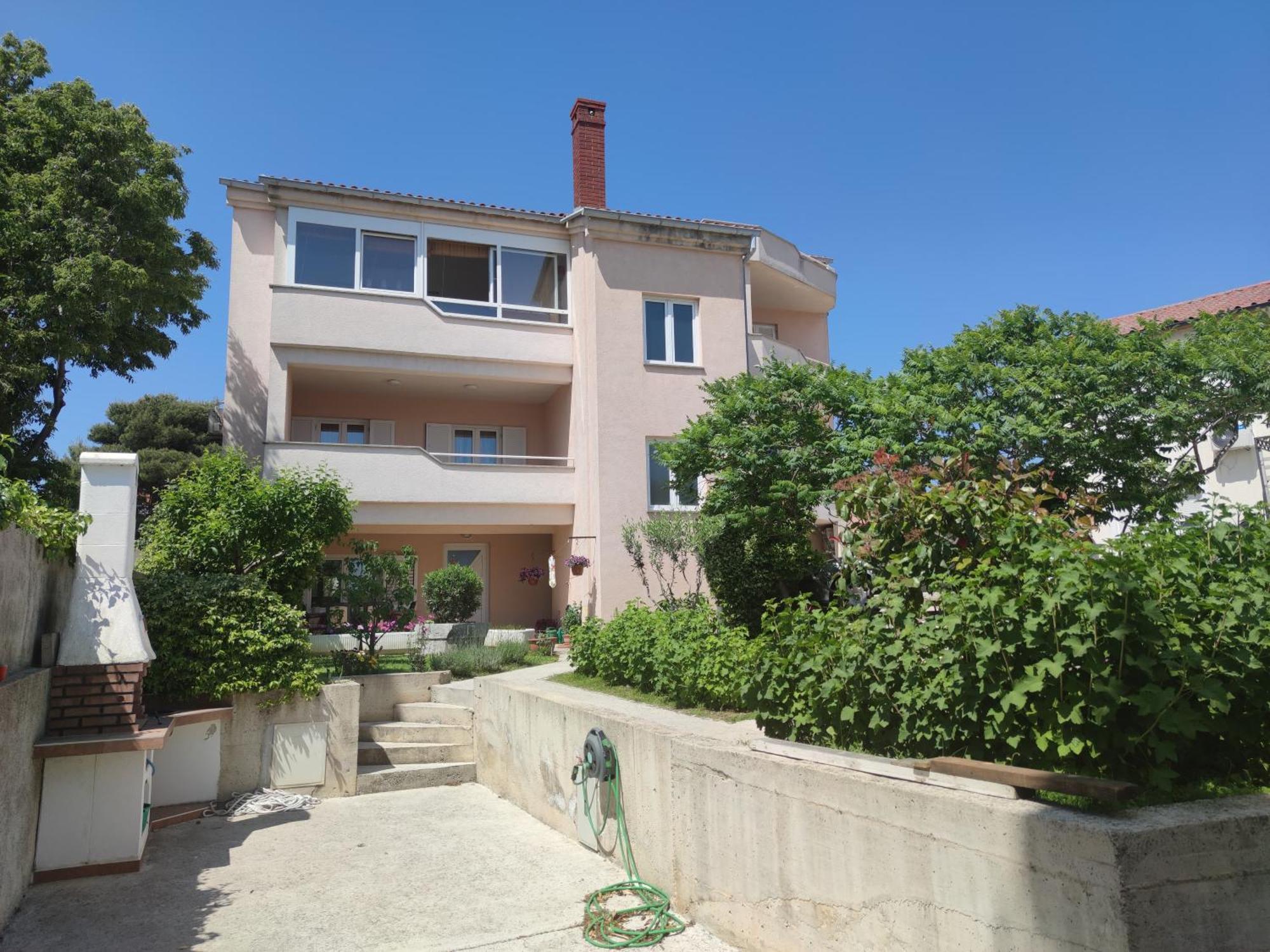 Apartments Dijana Krk Town Εξωτερικό φωτογραφία